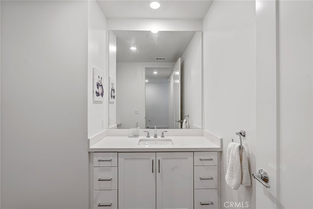 4600 Rivington Property Photo 22