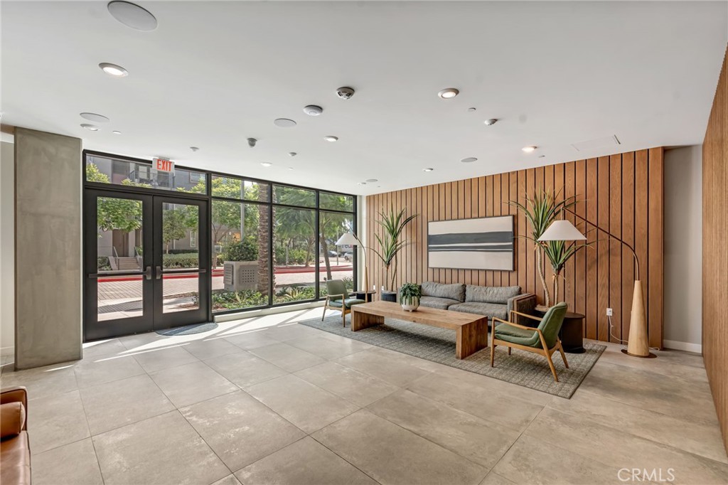 4600 Rivington Property Photo 30