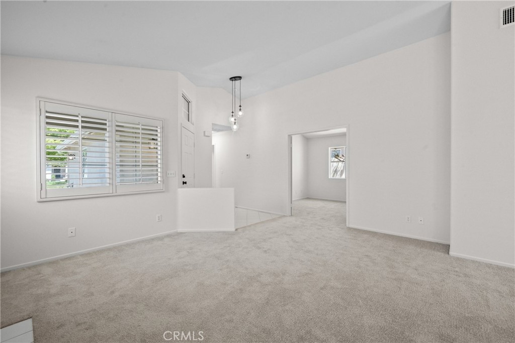 23955 Via Astuto Property Photo 19