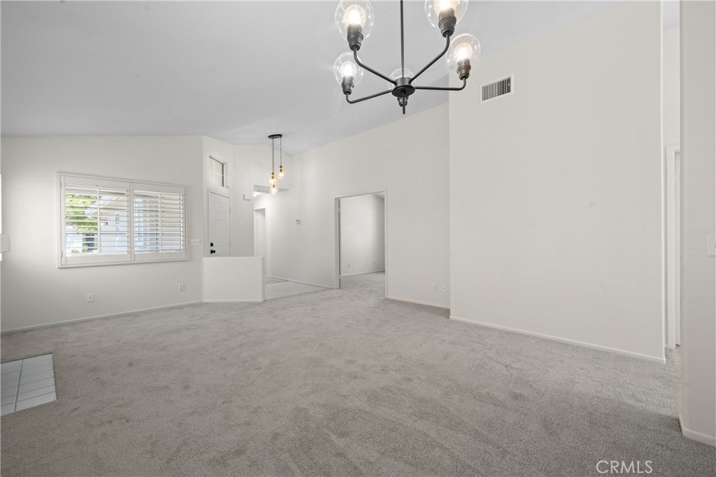 23955 Via Astuto Property Photo 20