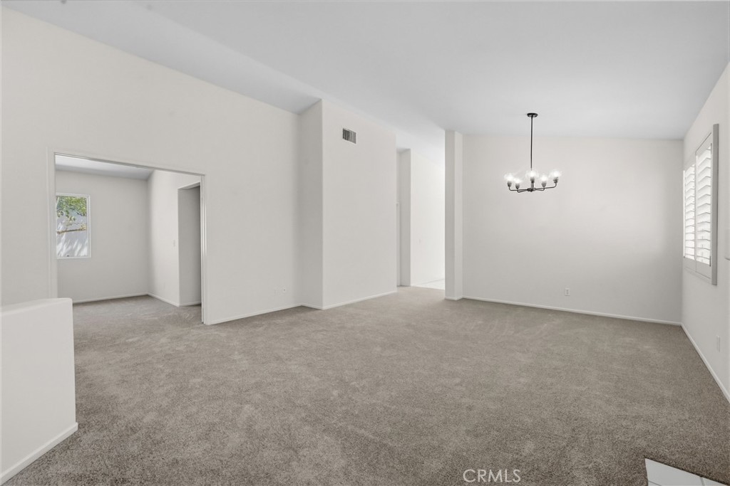 23955 Via Astuto Property Photo 21