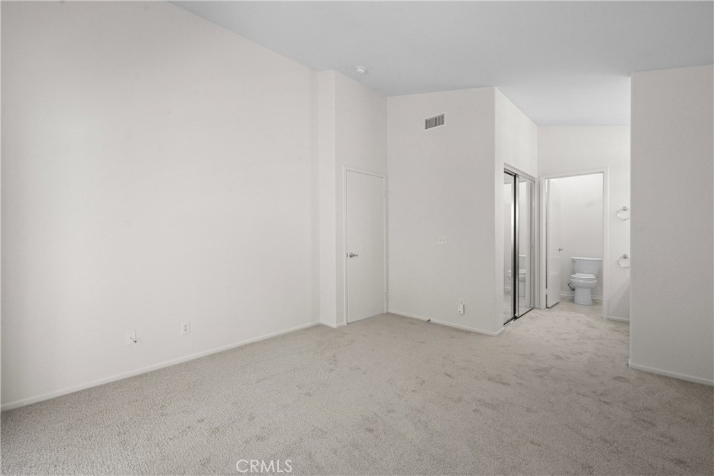 23955 Via Astuto Property Photo 24