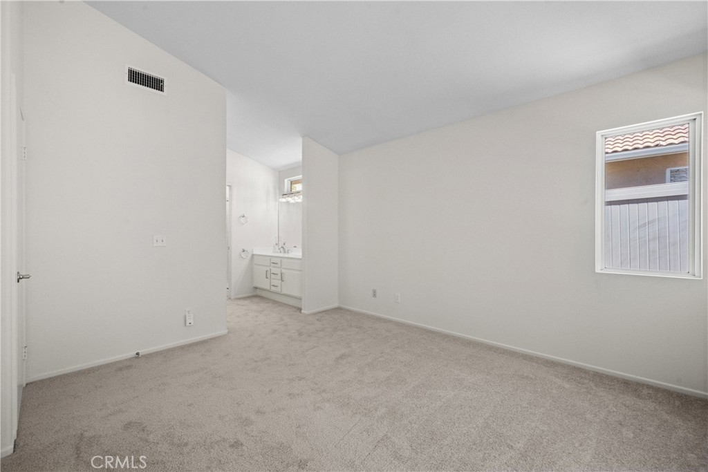 23955 Via Astuto Property Photo 25