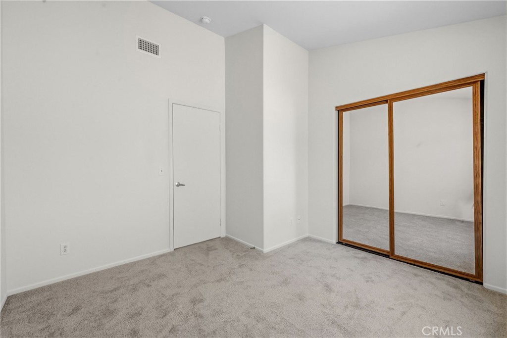 23955 Via Astuto Property Photo 32