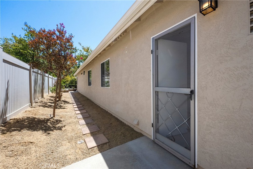 23955 Via Astuto Property Photo 49