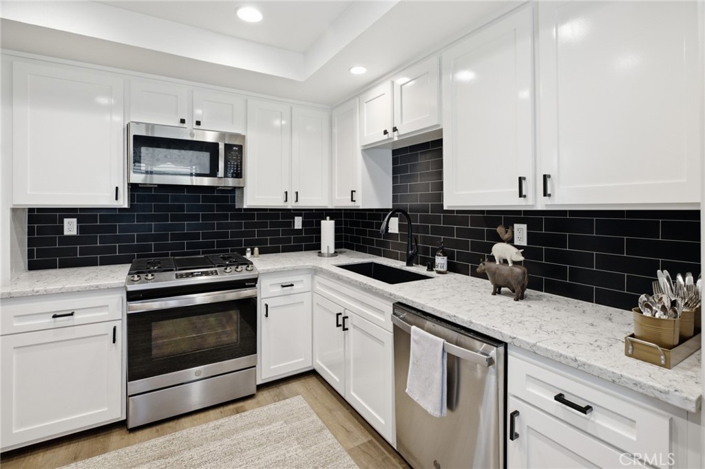 26746 Dulcinea Property Photo 5