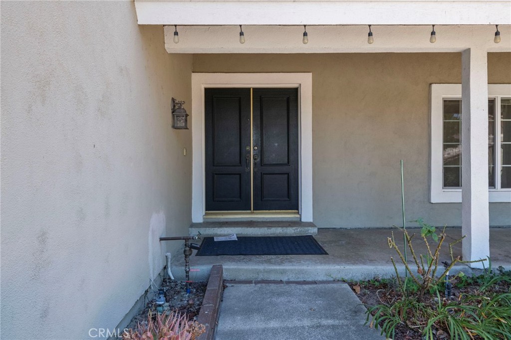 1541 Pinewood Place Property Photo 2