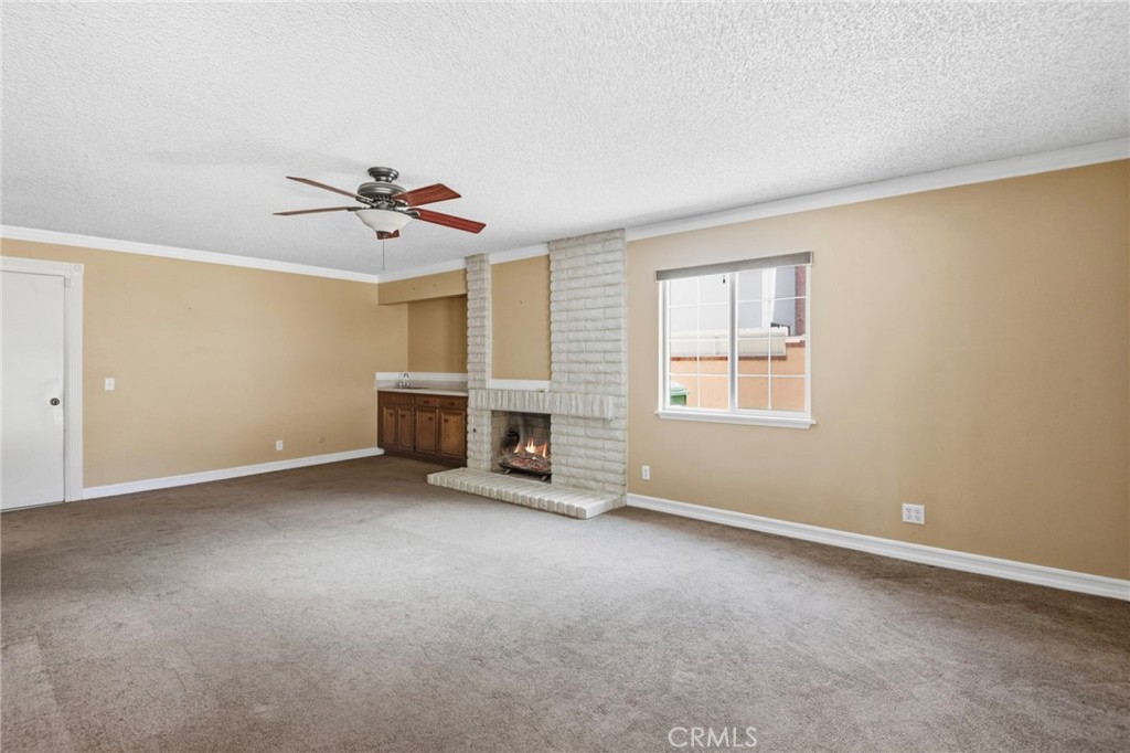 1541 Pinewood Place Property Photo 8