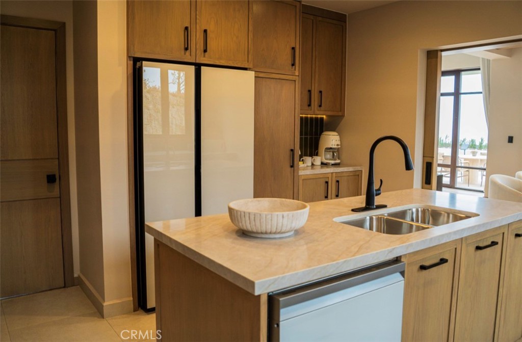 OC26162065 Property Photo 12