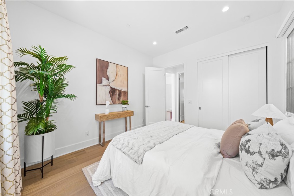 149 Summerland Property Photo 26