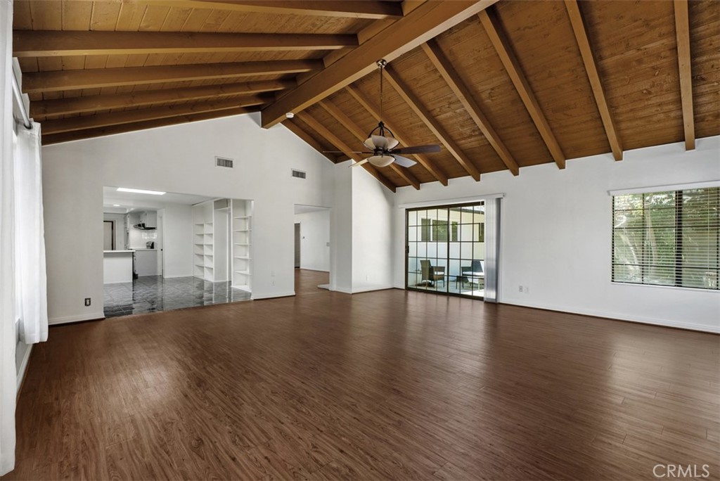 17938 Los Tiempos Street Property Photo 6
