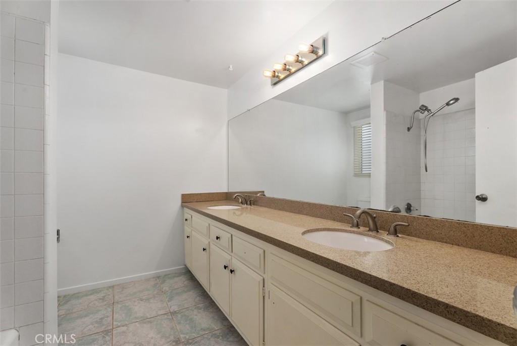 17938 Los Tiempos Street Property Photo 22