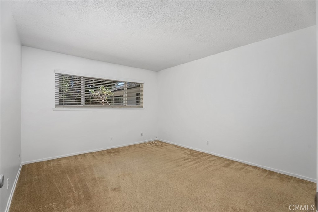 17938 Los Tiempos Street Property Photo 29