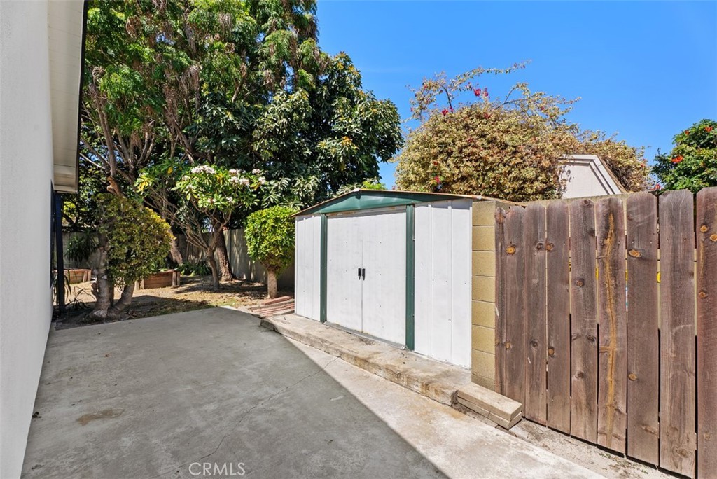17938 Los Tiempos Street Property Photo 39