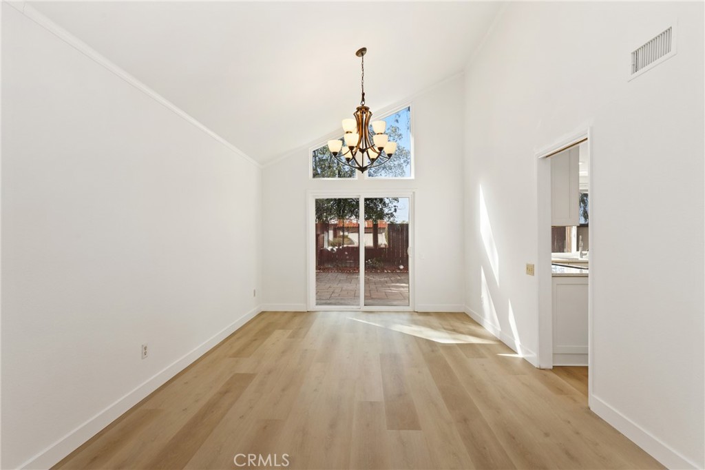 4955 Via Papel Property Photo 9