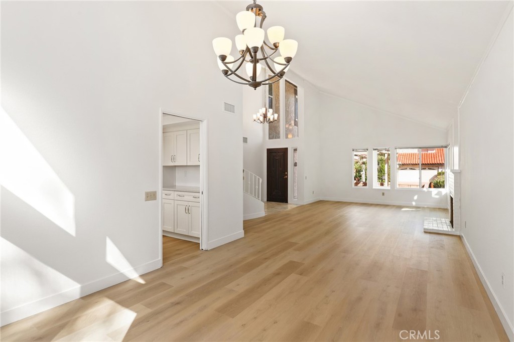 4955 Via Papel Property Photo 10