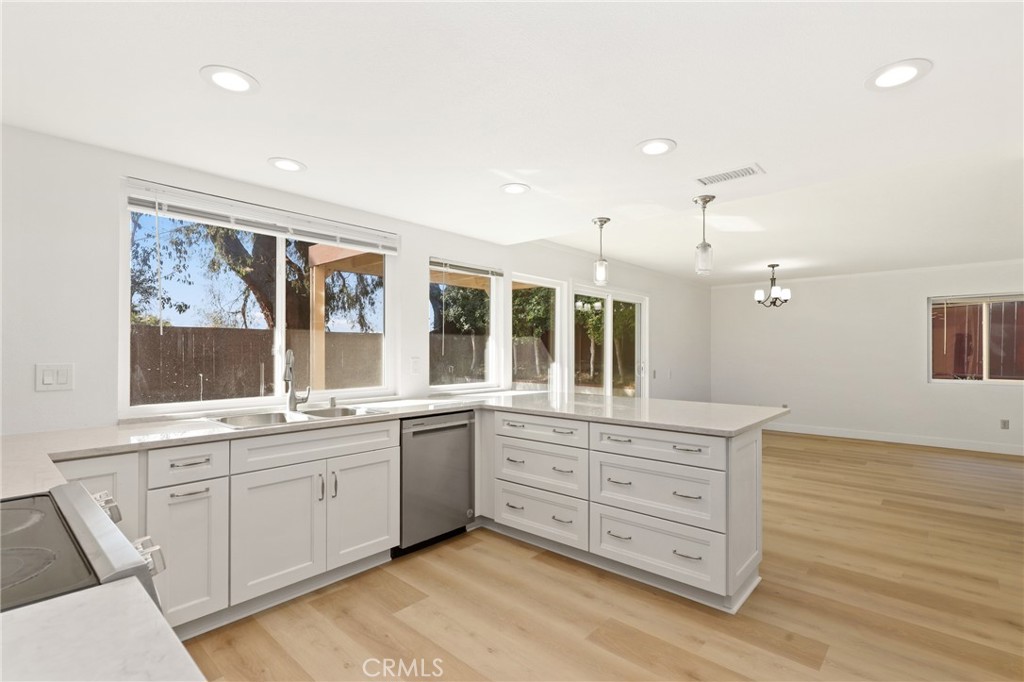4955 Via Papel Property Photo 17