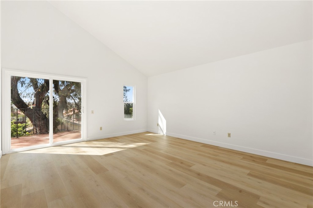 4955 Via Papel Property Photo 25