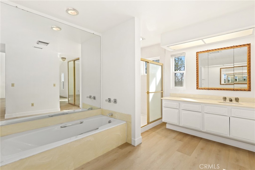 4955 Via Papel Property Photo 28