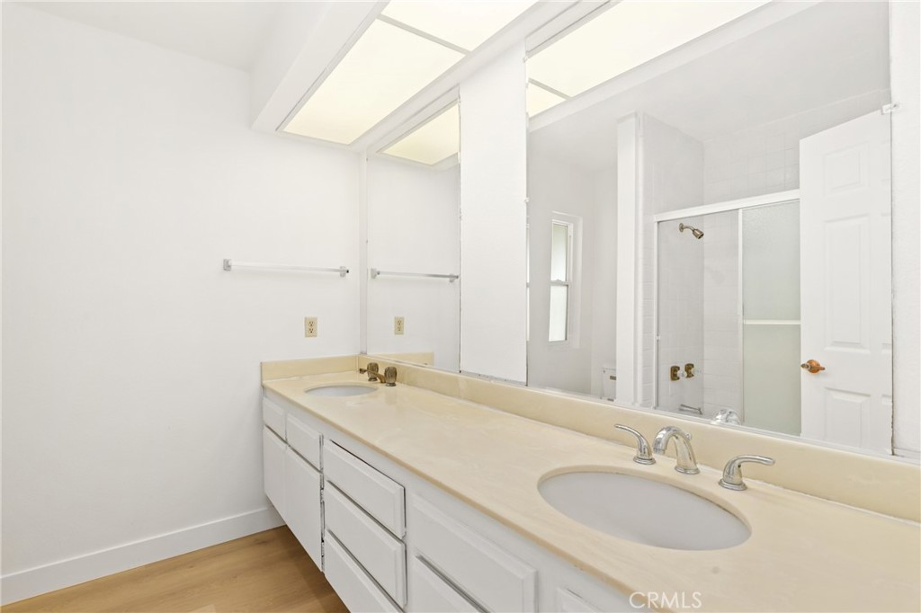 4955 Via Papel Property Photo 33