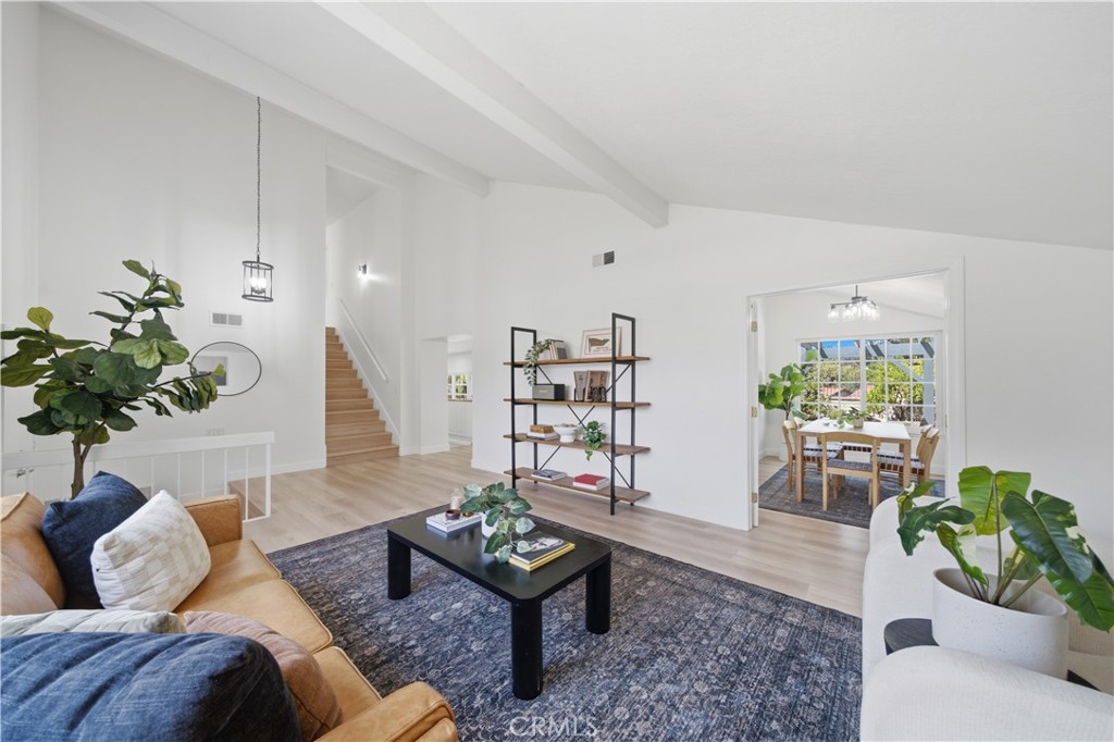 24961 Via Marfil Property Photo 8