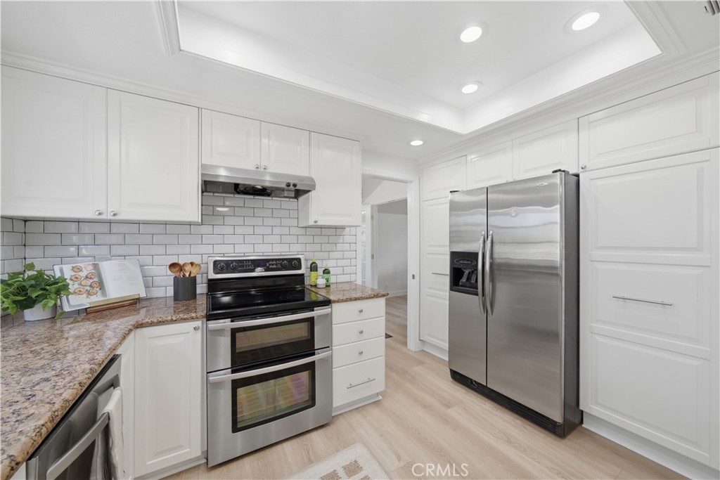 24961 Via Marfil Property Photo 15