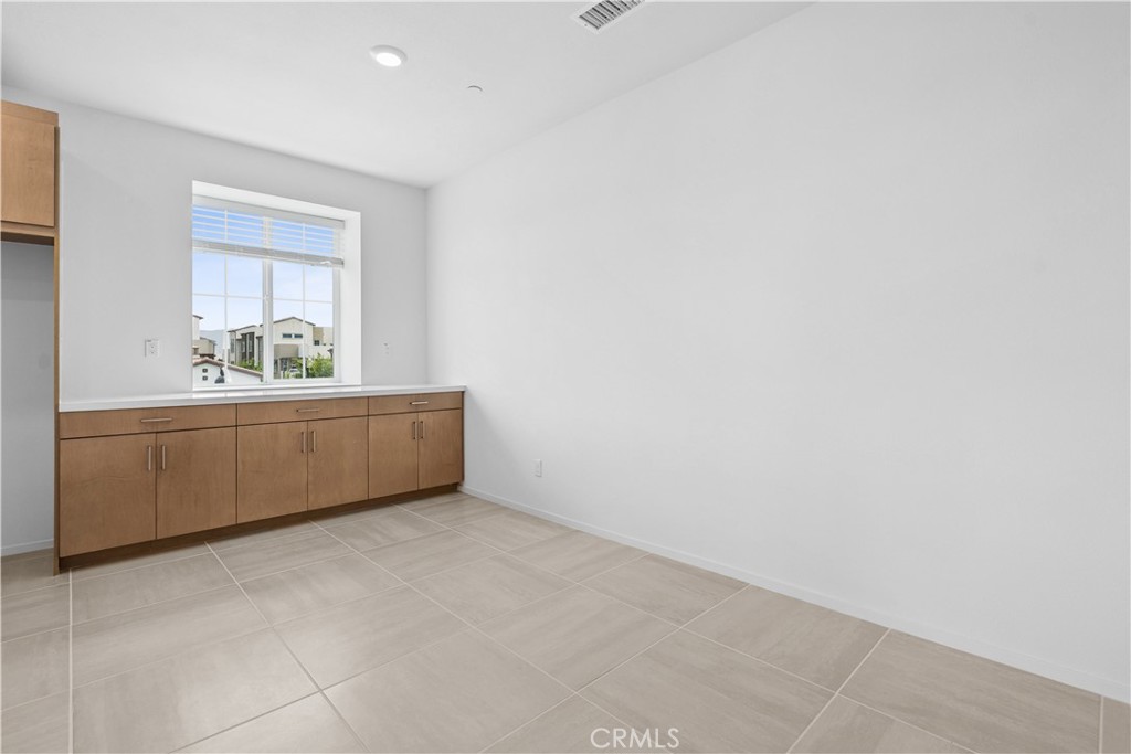 16128 Currant Lane Property Photo 4