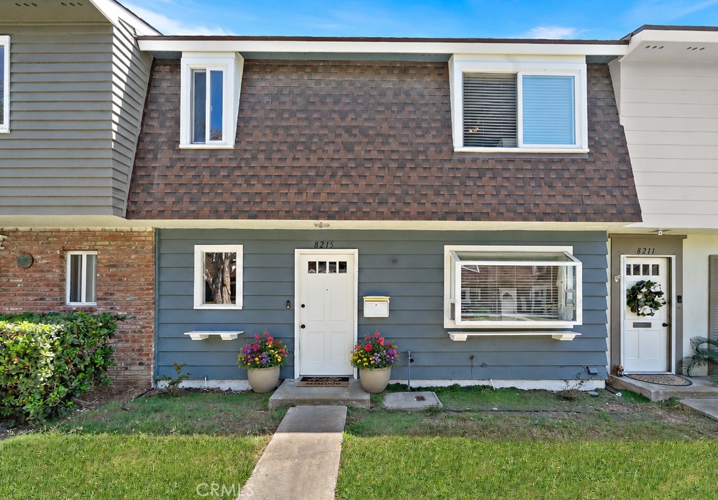 8215 Deerfield Drive Property Photo 1