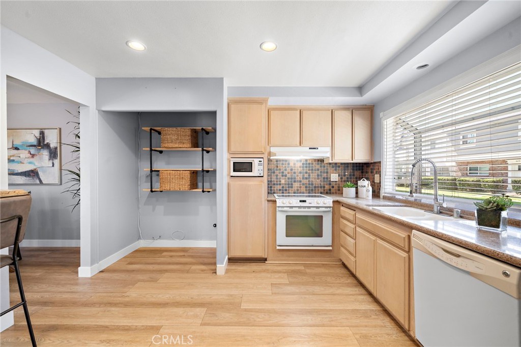 8215 Deerfield Drive Property Photo 12