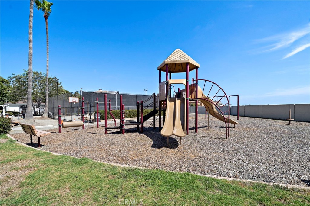 8215 Deerfield Drive Property Photo 31
