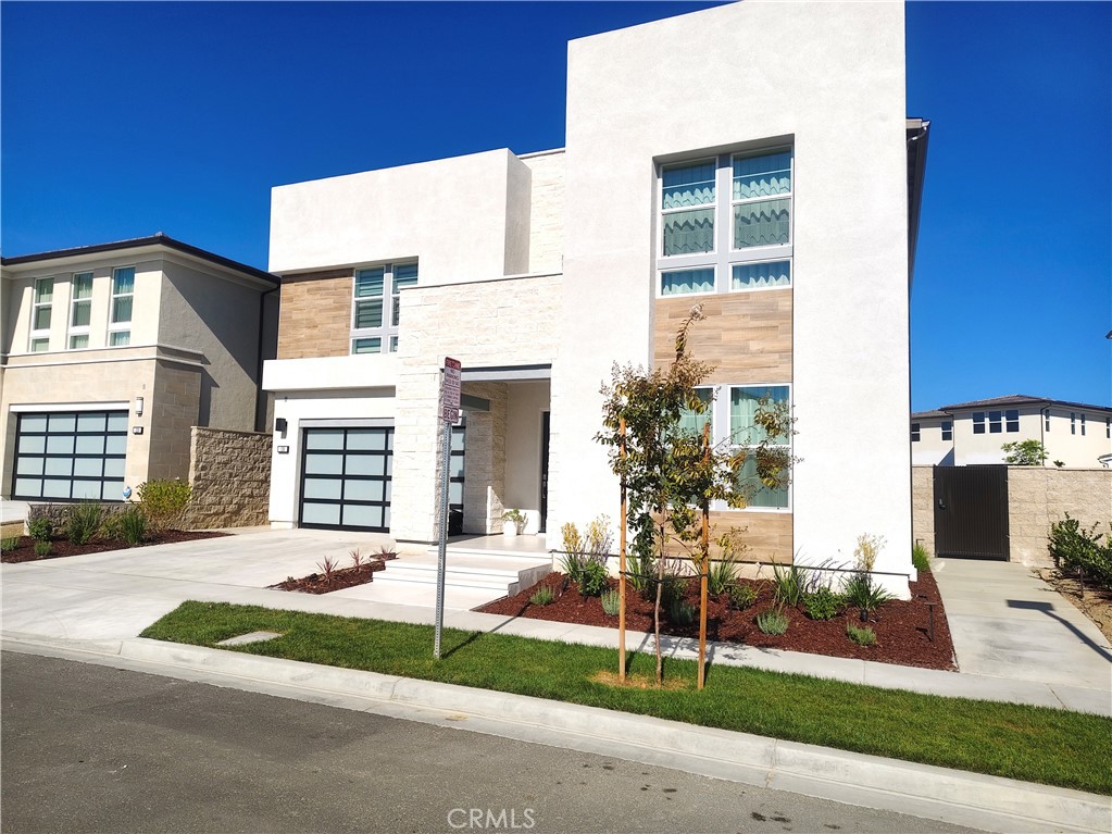 130 Ashpark Property Photo 2