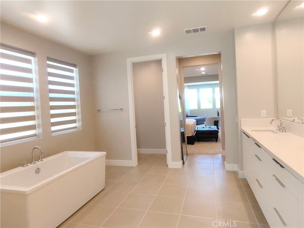 130 Ashpark Property Photo 26