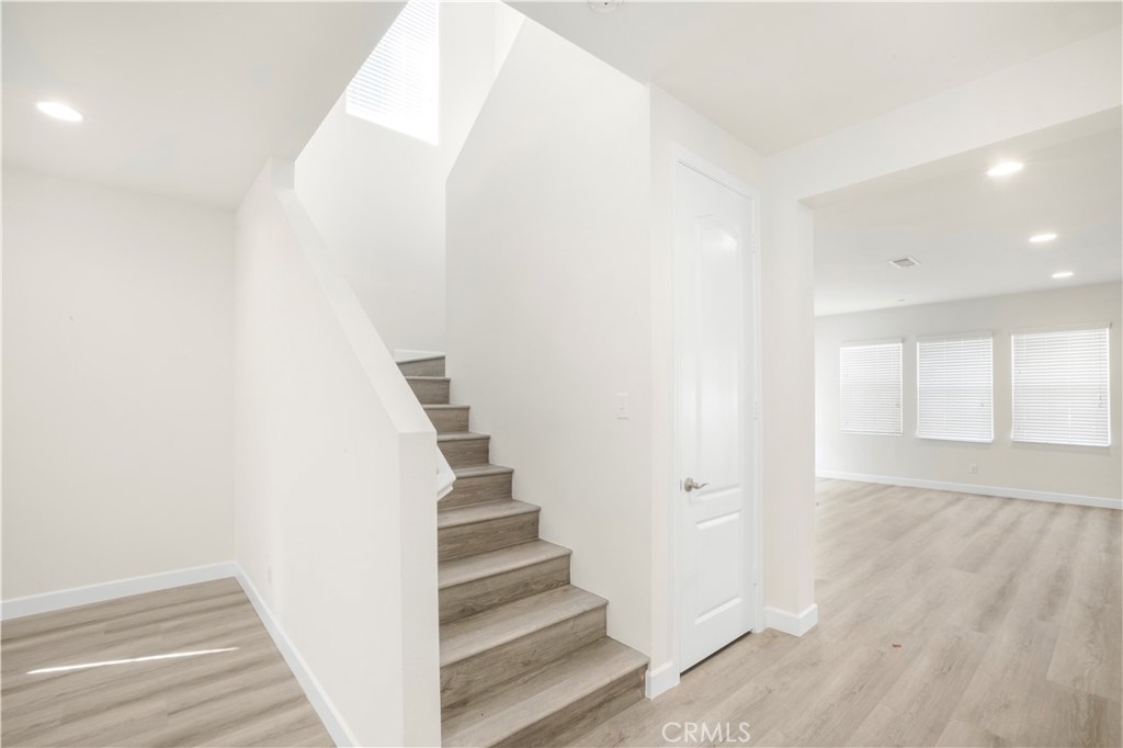 7682 Rotunda Court Property Photo 6
