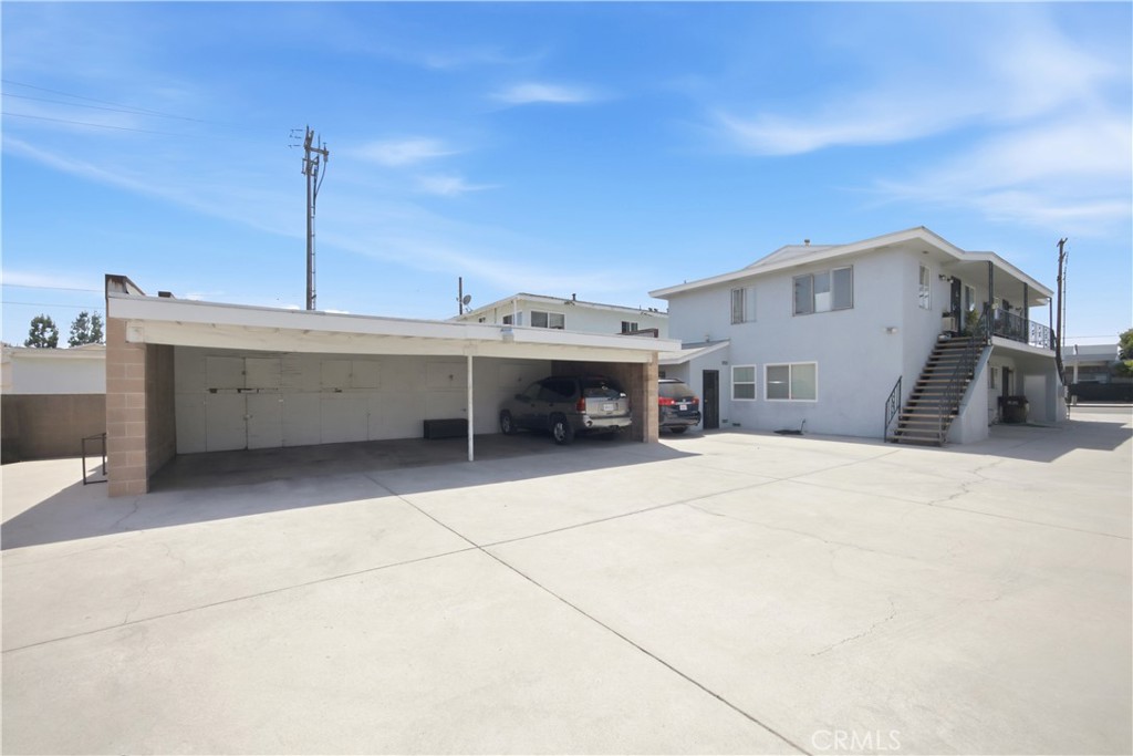 3704 Tyler Avenue Property Photo 3