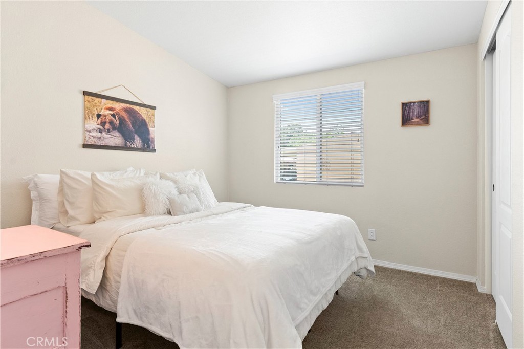 1424 Glengrove Property Photo 24