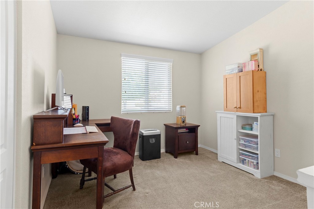 1424 Glengrove Property Photo 25