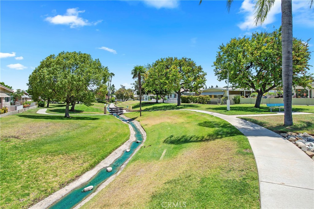 1424 Glengrove Property Photo 38
