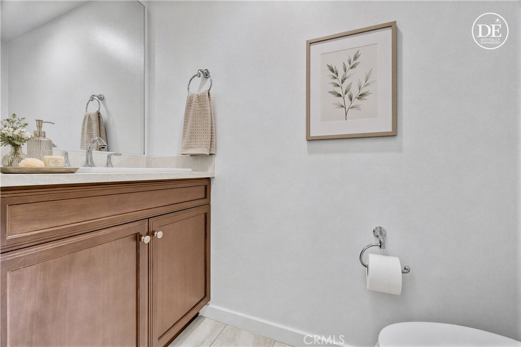 83 Waldorf Property Photo 6
