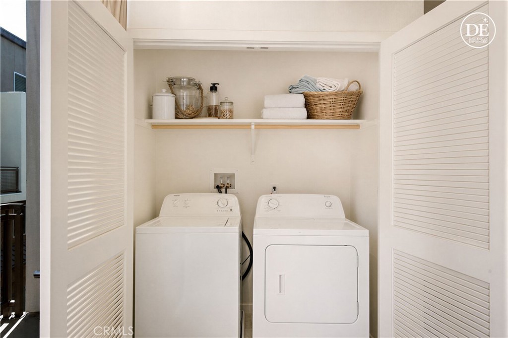 83 Waldorf Property Photo 7