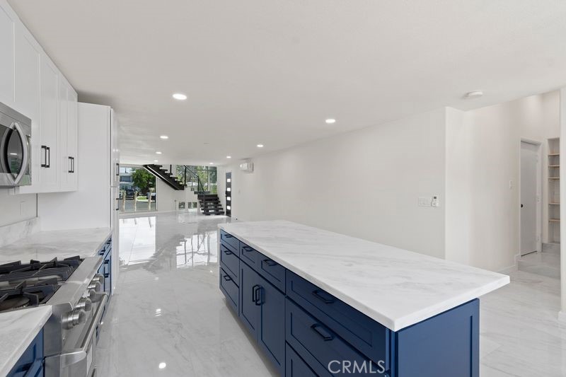 1578 San Bernardino Property Photo 8