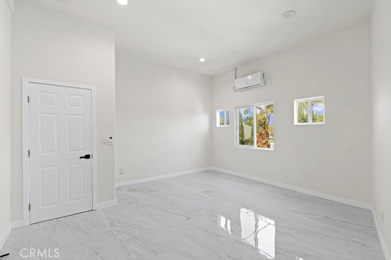 1578 San Bernardino Property Photo 16