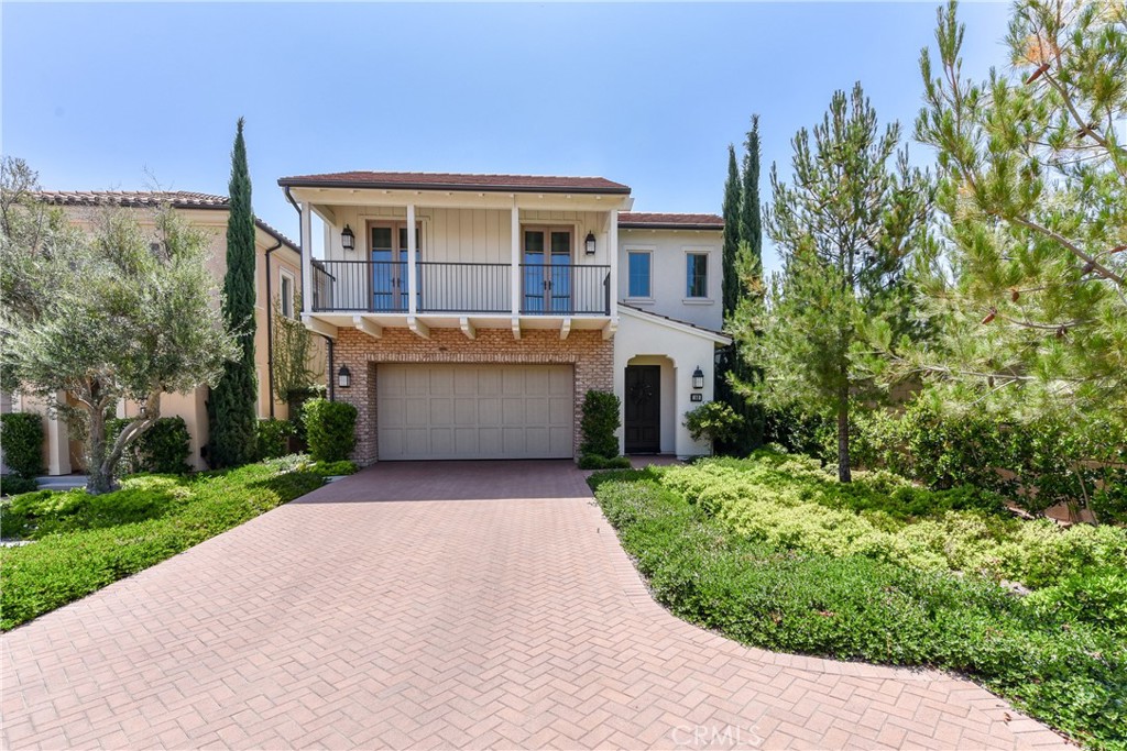 146 Rotunda Property Photo 1