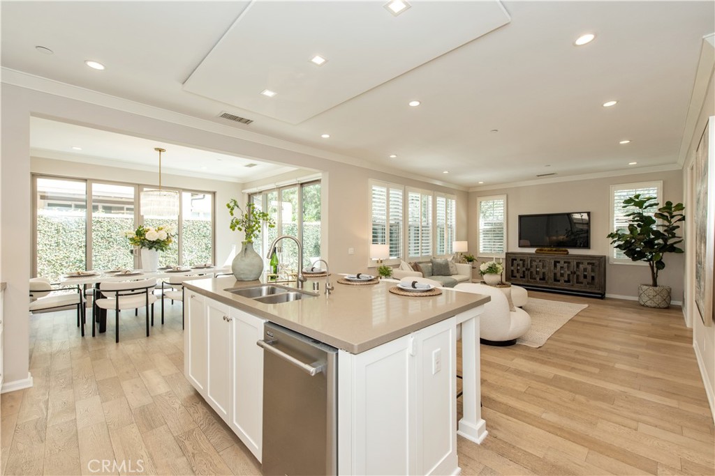 146 Rotunda Property Photo 10