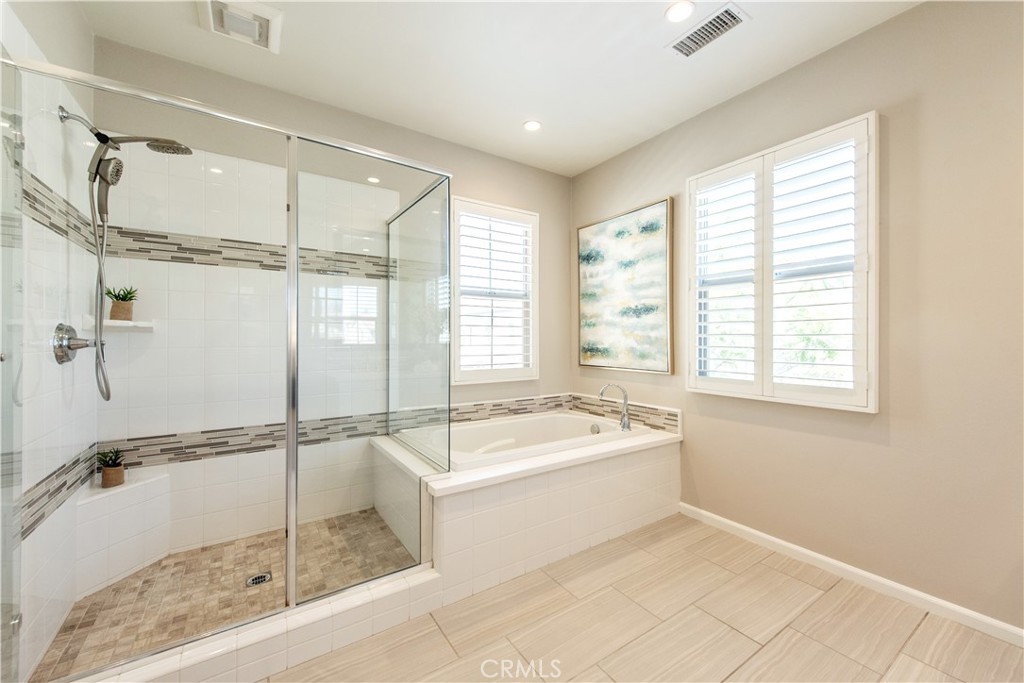 146 Rotunda Property Photo 15
