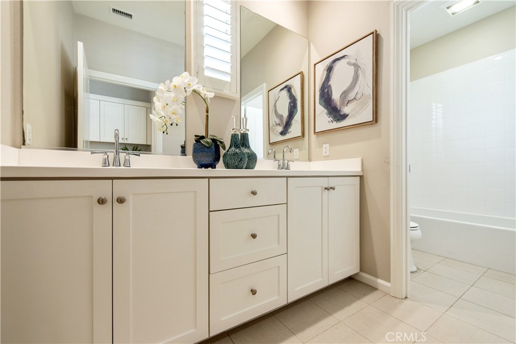 146 Rotunda Property Photo 21