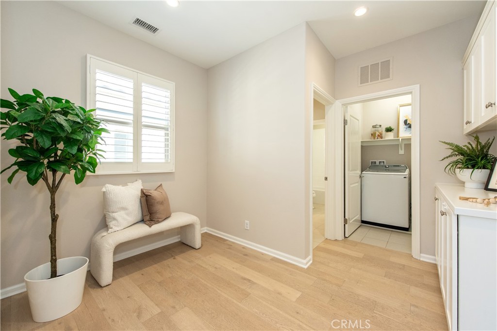 146 Rotunda Property Photo 23