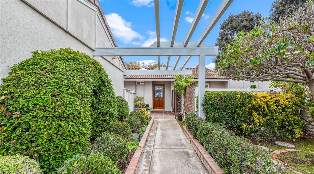 3191 Via Buena Vista C Property Photo 6