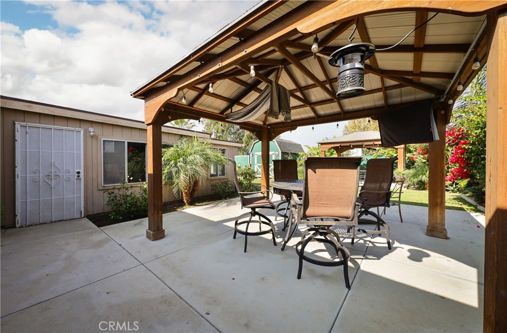 140 Langford Property Photo 5