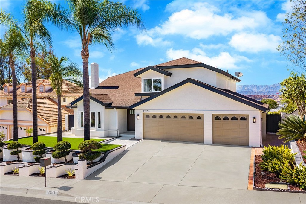 22105 Birds Eye Dr Property Photo 3