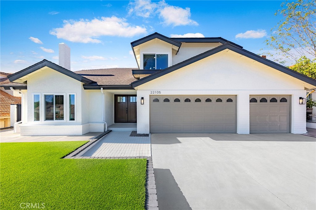 22105 Birds Eye Dr Property Photo 4